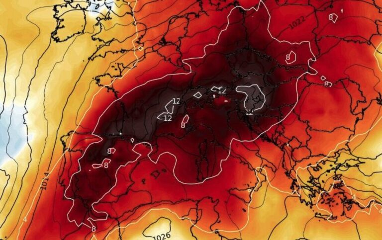 Read more about the article A 33 grados en noviembre: el “arreón térmico” devuelve a España a un verano que parece no terminar nunca