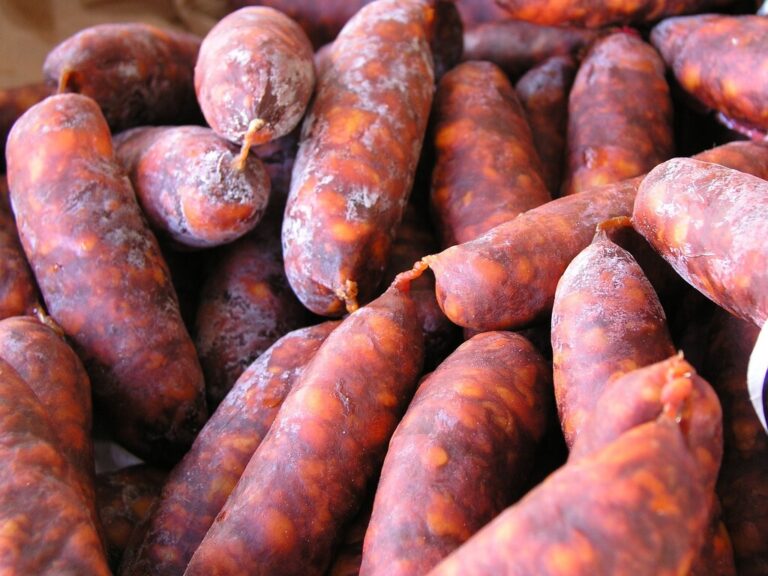 Read more about the article España vuelve a sufrir un brote de listeriosis: su reto ahora es no caer presa del alarmismo