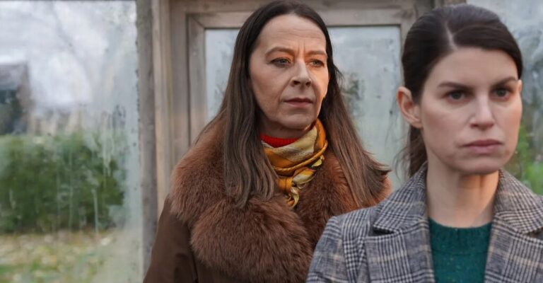 Read more about the article La película más inquietante del momento acaba de llegar a Disney+ y es una mezcla de horror rural y drama perverso