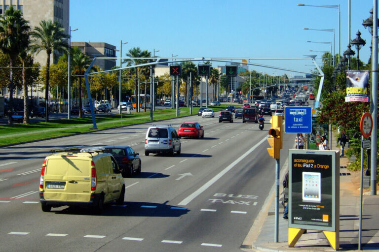 Read more about the article Los “radares medusa” no son en realidad radares (y la DGT tiene una opinión formada sobre ellos)