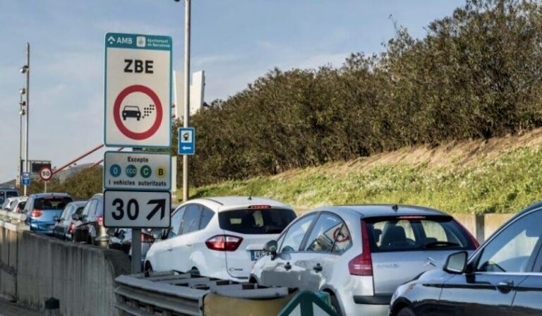 Read more about the article La Ley de Movilidad Sostenible aprieta contra el coche en ciudad con algo clave: peajes en el centro urbano