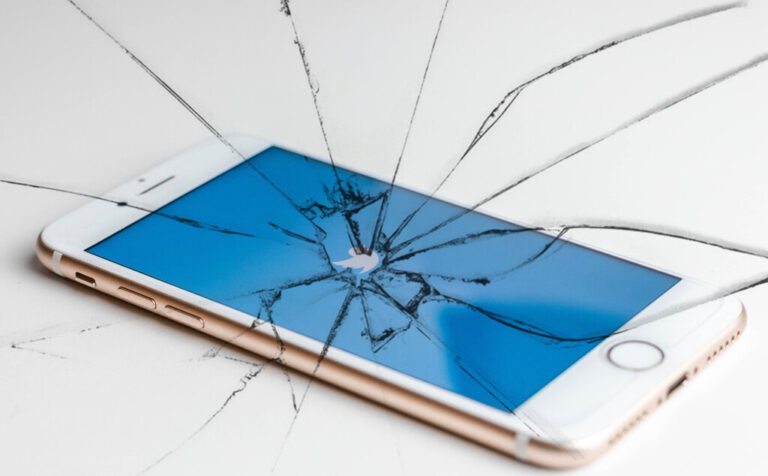 Read more about the article Algo va mal en Twitter: los clientes de terceros no funcionan y algo (desconocido) pasa con su API