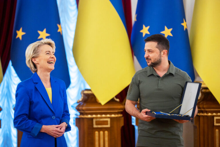 Read more about the article Las sanciones contra el petróleo ruso están funcionando sobre el papel, pero sólo sobre el papel