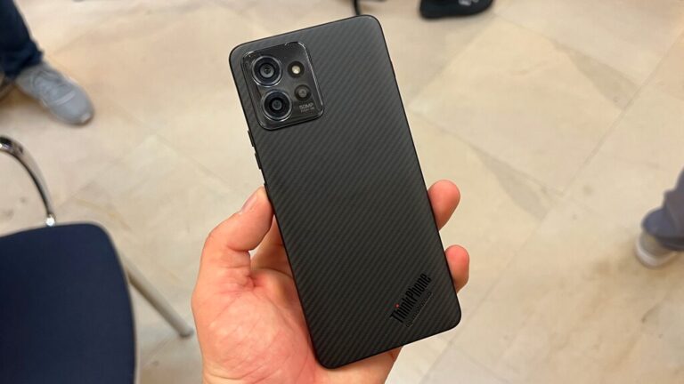 Read more about the article Motorola ThinkPhone, primeras impresiones: una cámara acorazada convertida en smartphone