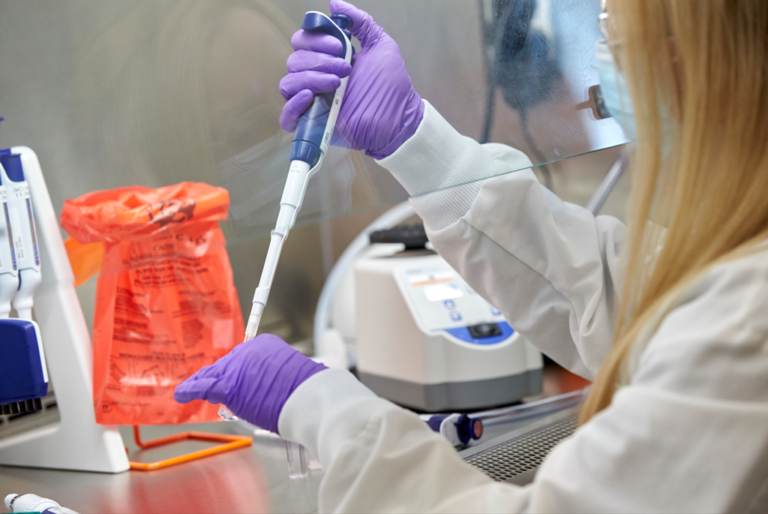 Read more about the article Millones de personas sufren migrañas. Un simple spray nasal puede ser su nueva esperanza