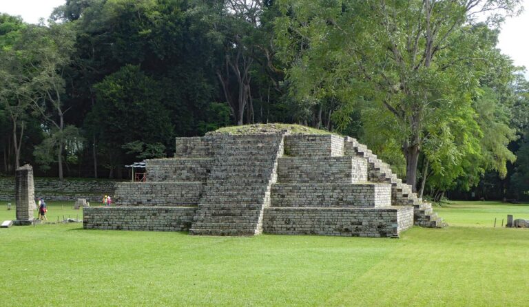 Read more about the article Llevábamos años tratando de descifrar el secreto arquitectónico de los mayas. Y al fin lo hemos conseguido
