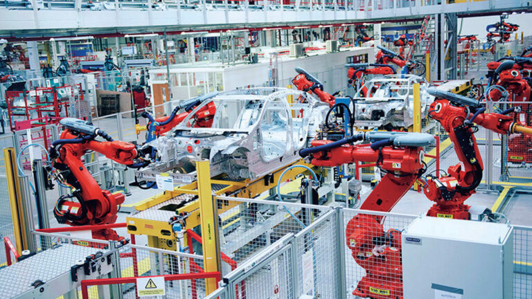 Read more about the article España pierde una batalla por el coche eléctrico: la fábrica de baterías de Tata irá a Reino Unido, según la BBC