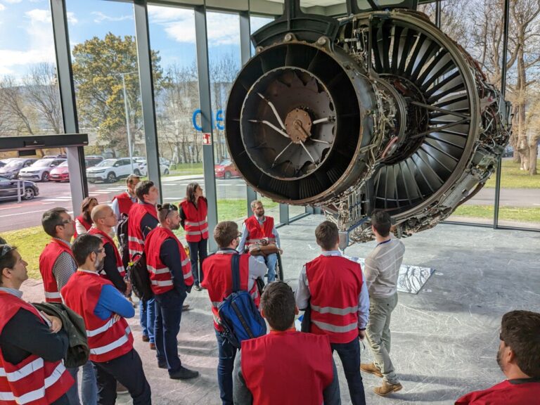 Read more about the article La aviación comercial sabe que tiene un problema. Y también una solución: España y el hidrógeno