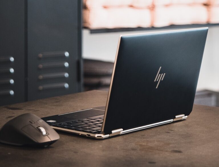 Read more about the article HP ya sabe cómo empezar a reducir su dependencia de China: llevando parte de su producción a México y Tailandia