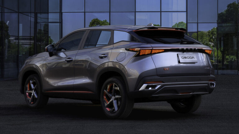 Read more about the article El gigante chino Chery quiere fabricar en Barcelona. El motivo es simple: España compra muchos coches baratos