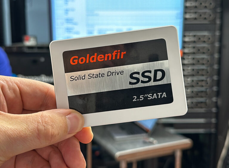 Read more about the article Alguien ha comprado un SSD de 120 GB por 3 dólares. Ha obtenido justo lo que ha pagado por él
