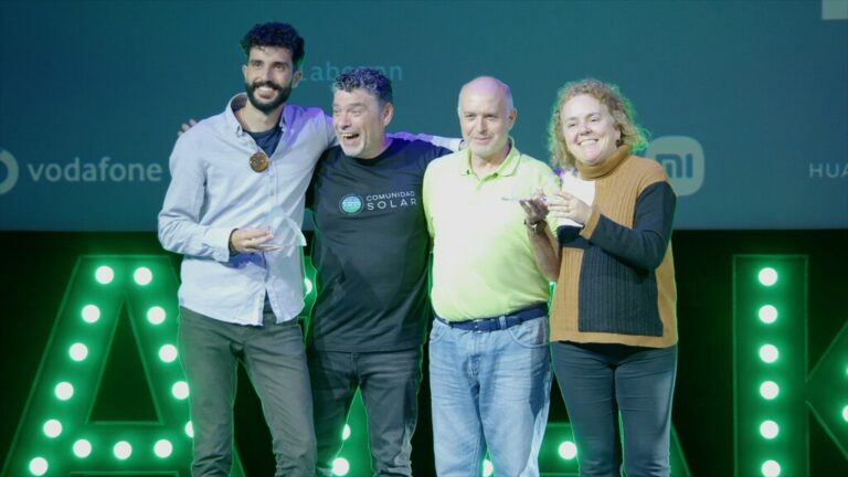 Read more about the article Conoce a los protagonistas de “En busca de la HONORabilidad” en directo y participa en el sorteo de un HONOR 90 Lite
