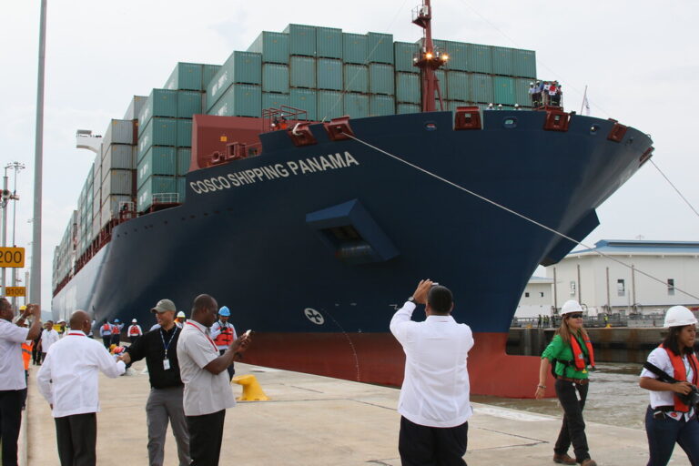 Read more about the article El Niño iba a tener esta vez consecuencias mundiales. Y el primero en sufrirlo está siendo el Canal de Panamá