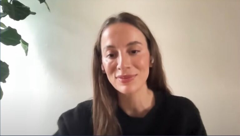 Read more about the article Quién es Mira Murati, la escogida por OpenAI para relevar a Sam Altman y liderar una “transición fluida” en la empresa